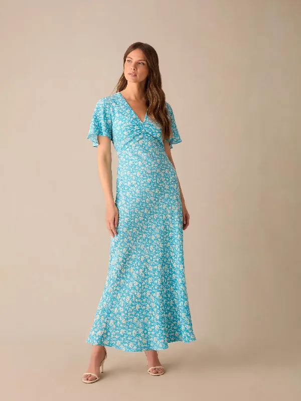 Petite Blue Ditsy Print Flutter Sleeve Midi Dress Chic Off-Shoulder Midi Dress