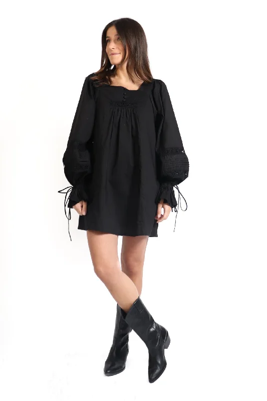 Alexa Mini Dress Fashionable Off-Shoulder Mini Dress