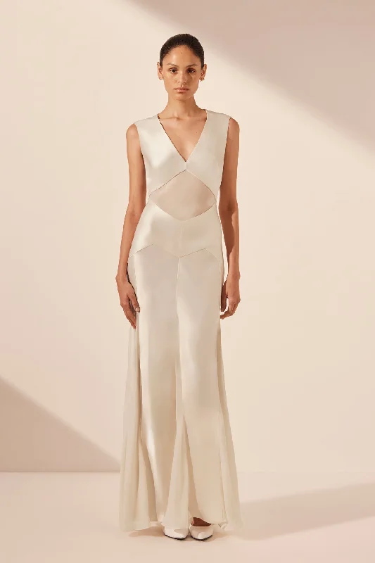 MORAYA GODET MAXI DRESS - PEARL Cozy Wrap Maxi Dress
