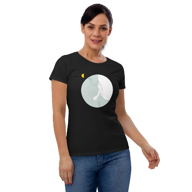 DANCE WITH THE MOON 2 Women's T-Shirt Fleece Fabric Down Fabric Feather Fabric