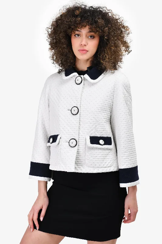 Pre-Loved Chanel™ White Perforated Fabric Jacket Size 40 Cotton Jacket Linen Jacket Terry Jacket Pre-Loved Chanel™ White Perforated Fabric Jacket Size 40 Cotton Jacket Linen Jacket Terry Jacket
