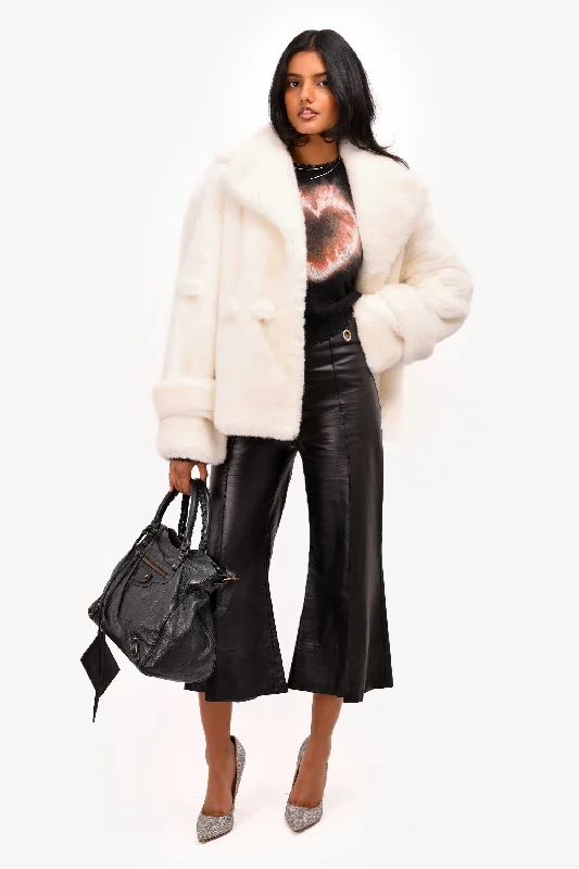 Ermanno Scervino White Faux Fur Jacket Size 40 Front Pockets Side Pockets Patch Pockets Ermanno Scervino White Faux Fur Jacket Size 40 Front Pockets Side Pockets Patch Pockets