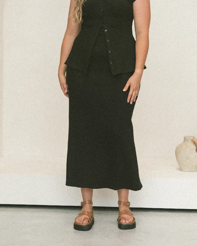 Marley Maxi Ribbed Skirt | Black silk skirt sleek