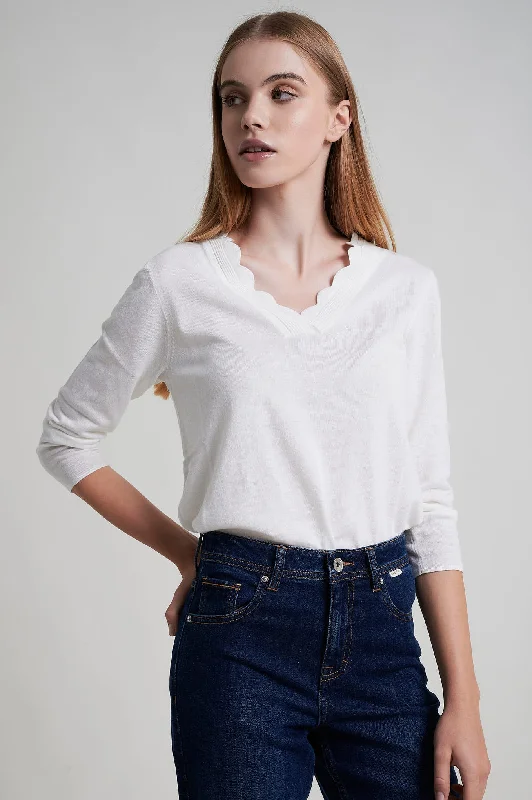Cotton silk blend sweater with scalloped V-neckline Long Sweater Short Sweater Cropped Sweater Cotton silk blend sweater with scalloped V-neckline Long Sweater Short Sweater Cropped Sweater