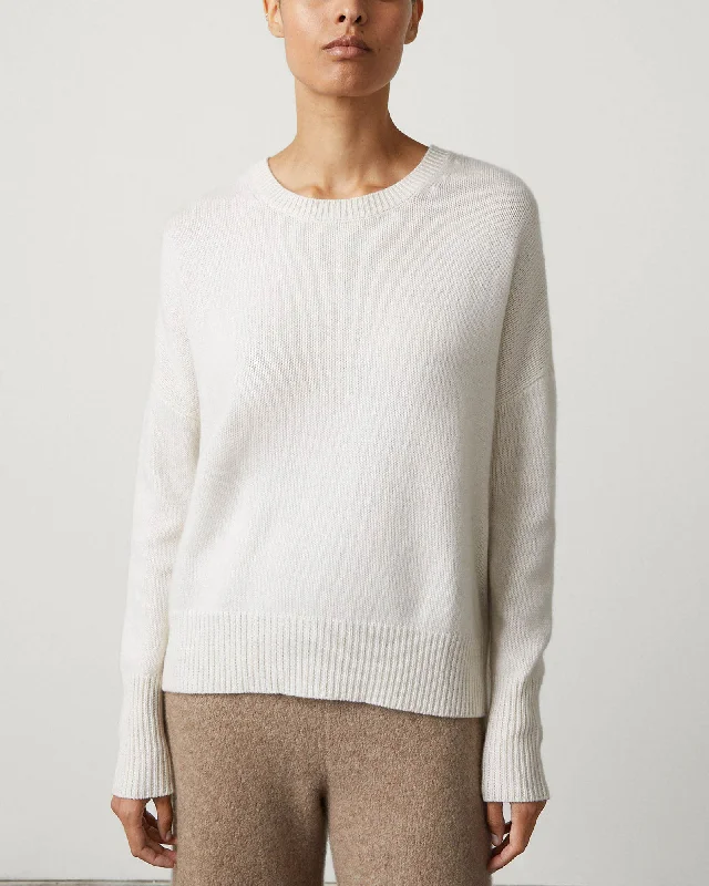 Mila Sweater Stylish Fashionable Trendy