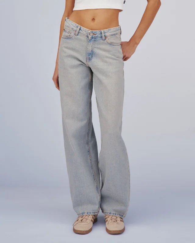 Hill Low Jeans Petite - Canyon Light Vintage Trendy Pleated Waist Jeans