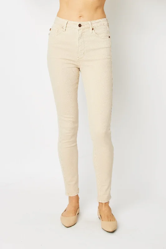 Judy Blue Full Size Garment Dyed Tummy Control Skinny Jeans Cozy Stretch High-Waist Jeans Judy Blue Full Size Garment Dyed Tummy Control Skinny Jeans Cozy Stretch High-Waist Jeans
